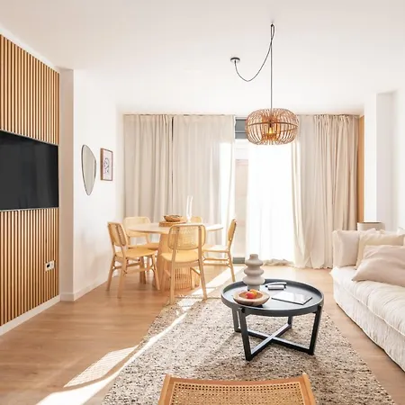 Apartment Malasana 13, Nuevo 2 Dormitorios, Centro Historico, Todos Servicios, Barrio Tranquilo, Ms Málaga